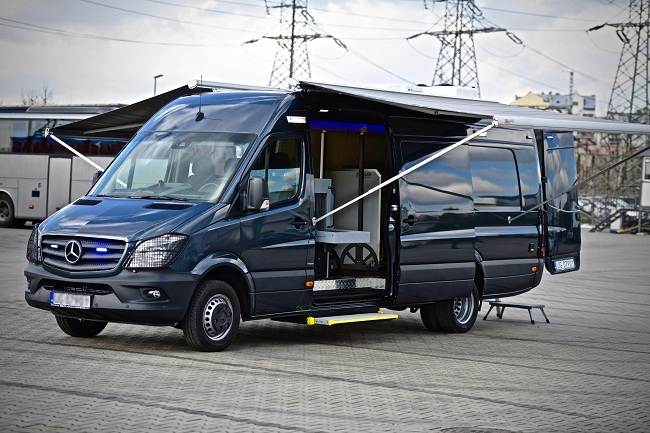 Mobile X-ray scanner unit on Mercedes Sprinter chassis